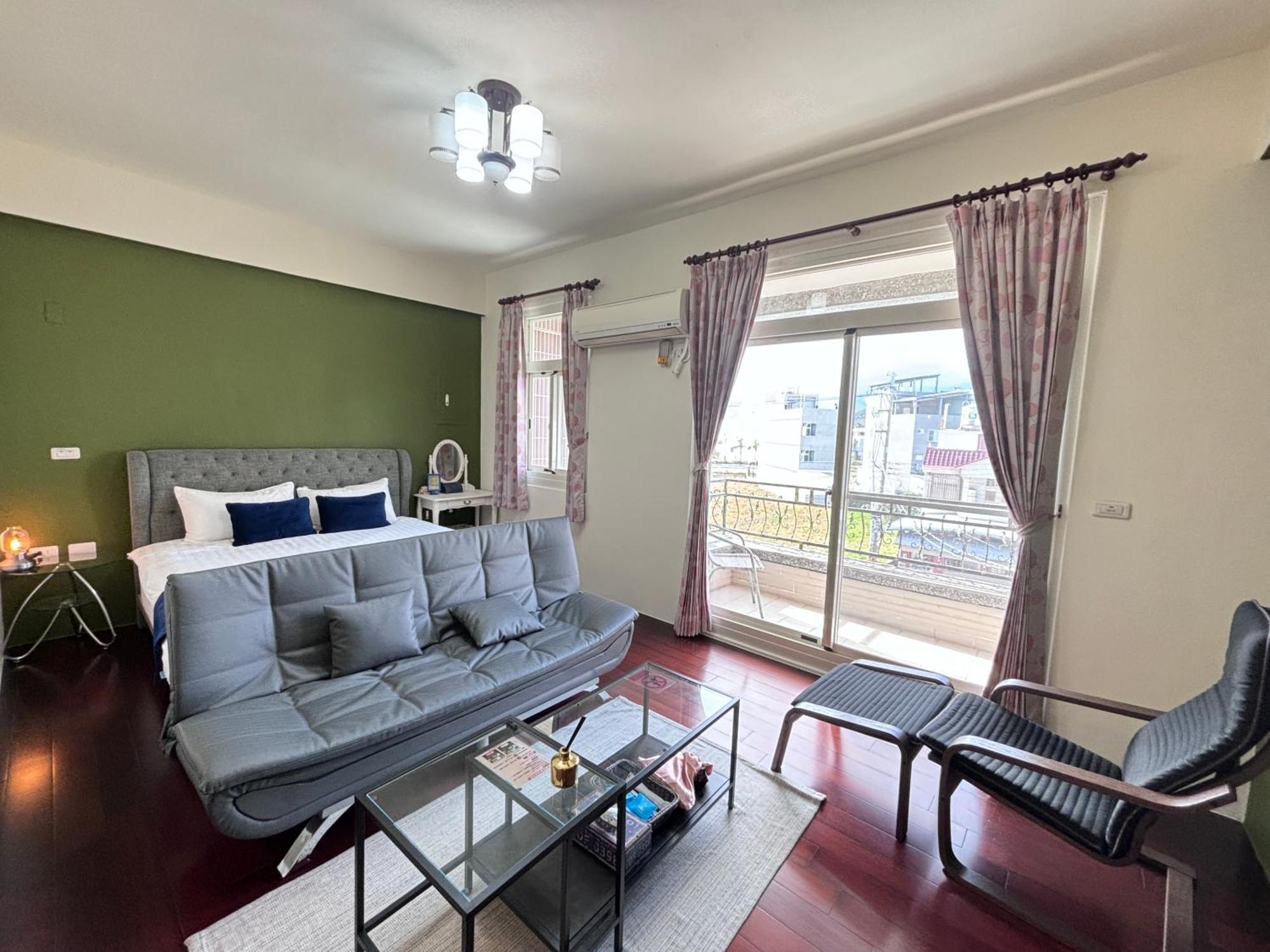 伊家民宿yi Home 志航路一段398號 Taitung Екстер'єр фото